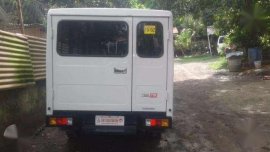 2016 mitsubishi L300 FB