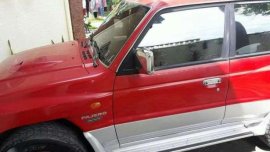 Mitsubishi Pajero 2000 MT Red SUV For Sale 