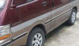 Toyota Hi-Ace Super Custom Van