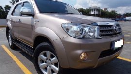 Low Mielage Super loaded Toyota Fortuner G AT VVTi 
