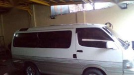 Toyota hi- ace super costum 3.0 turbo diesel