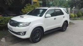 Toyota Fortuner G Automatic 2015 White For Sale 