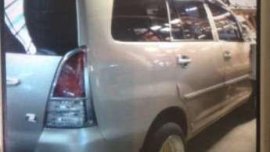 Toyota Innova E Diesel AT 2012