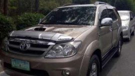 2005 Toyota Fortuner V 4x4 AT Beige For Sale 