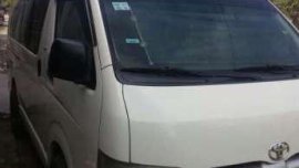 Toyota Hiace 2006 MT White For Sale 