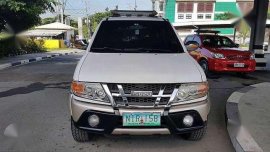 2010 Isuzu Crosswind XUV Manual White For Sale 