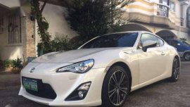 2014 Toyota 86 AT White Coupe For Sale 