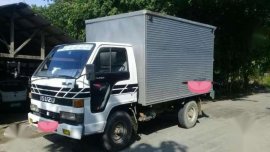 Isuzu Elf 10ft Clouse Van 1997 MT White For Sale 