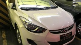 Almost brand new Hyundai Elantra Gasoline for sale 