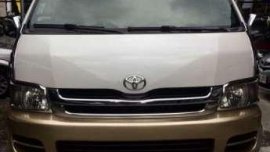 Toyota GL Grandia MT 2008