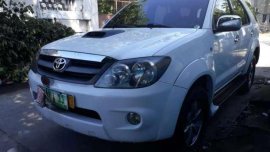 Fresh Toyota Fortuner G AT White For Sale 