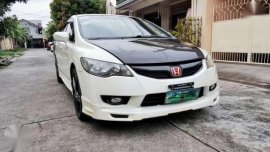 Honda Civic 2.0 2009 AT White For Sale 