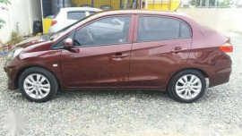 Well Maintained Honda Brio Amaze 2015 For Sale