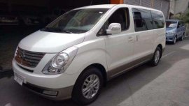 Super Fresh 2015 Hyundai Grand Starex GLS CRDI 2.5 Diesel MT For Sale