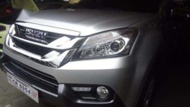 2017 Isuzu MUX 3.0 AT DSL 4x2 Silver For Sale 