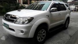Like Brand New Toyota Fortuner V 4x4 2007 AT For Sale
