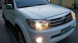 Toyota Fortuner 2011 White for sale