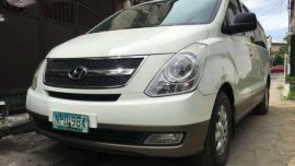 2009 Hyundai Grand Starex Gold