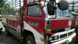 Isuzu elf forward