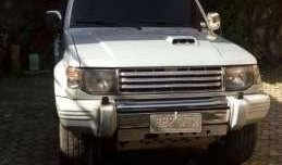 Pajero 2.8 automatic 4x4 350k slightly neg.