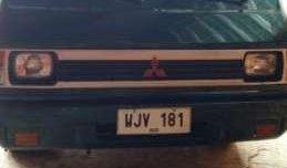 Mitsubishi L300 Van