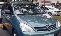 Toyota Innova E MT DSL 2010 Green For Sale 