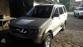 Isuzu Crosswind XUV 2007 AT White For Sale 