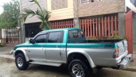 strada 4x4 2001