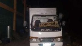 for sale isuzu 14ft Elf aluminum van Giga