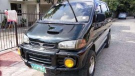 Mitsubishi Space Gear Delica 4m40 4x4 DIESEL automatic