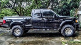 1999 Ford F150 Lariat 4WD AT Black For Sale 