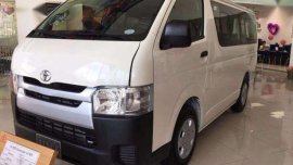 Toyota Hiace 75k Dp Avail More Discount on Trasnferred Approval AM5
