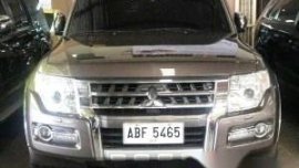 2015 Mitsubishi Pajero silver for sale