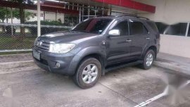 Toyota Fortuner 2011 MT Diesel Gray For Sale 