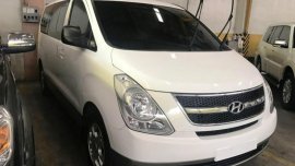 Hyundai Starex 2013 Diesel Automatic White for sale 