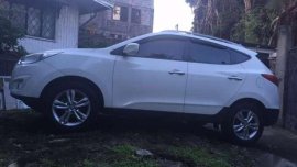 Hyundai Tucson GL 2011 MT White For Sale 