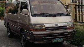Toyota Hi Ace Super Custom