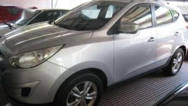 2010 hyundai tucson tiptronic like rav4 crv