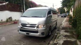 2016 Toyota Hiace Grandia Automatic Diesel - 16
