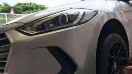 2017 Hyundai Elantra manual