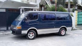 Very Fresh 2001 Toyota Hiace Commuter 2.4 Diesel For Sale