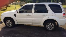 2011 Ford Escape like new for sale 