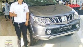 2017 Mitsubishi Strada Glx 4x2 MT Silver For Sale 