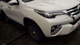 Toyota Fortuner 4X2V 2.4L 2016 for sale 