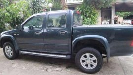 Isuzu D-Max 2010 LS MT Green Pickup For Sale 
