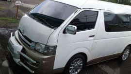 Super Fresh Toyota Hiace GL Grandia 2009 MT For Sale
