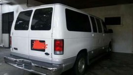 Good Running Condition 2000 Ford E-150 AT For Sale