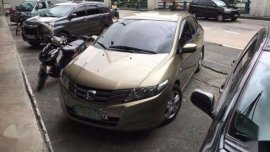Honda City 2013 model golden for sale 