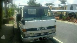 Isuzu Elf 12ft good as new for sale 