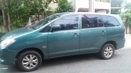 2011 Toyota Innova E GREEN FOR SALE